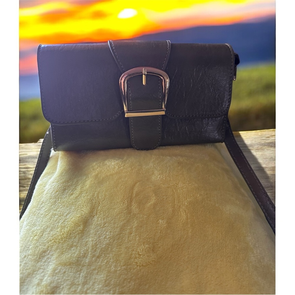 Elegant Army Green Vegan Leather Crossbody - Picture 5 of 16